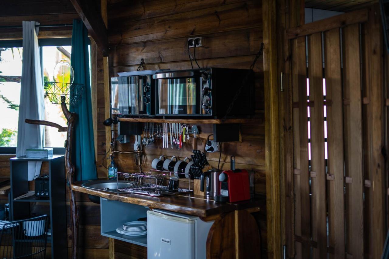 Les Hebergements Au Dy-Na Petite Île Exterior foto